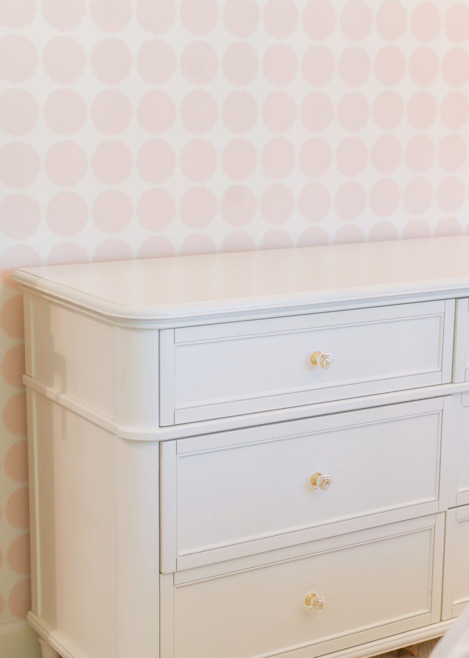 crystal knobs pink polka dot wallpaper