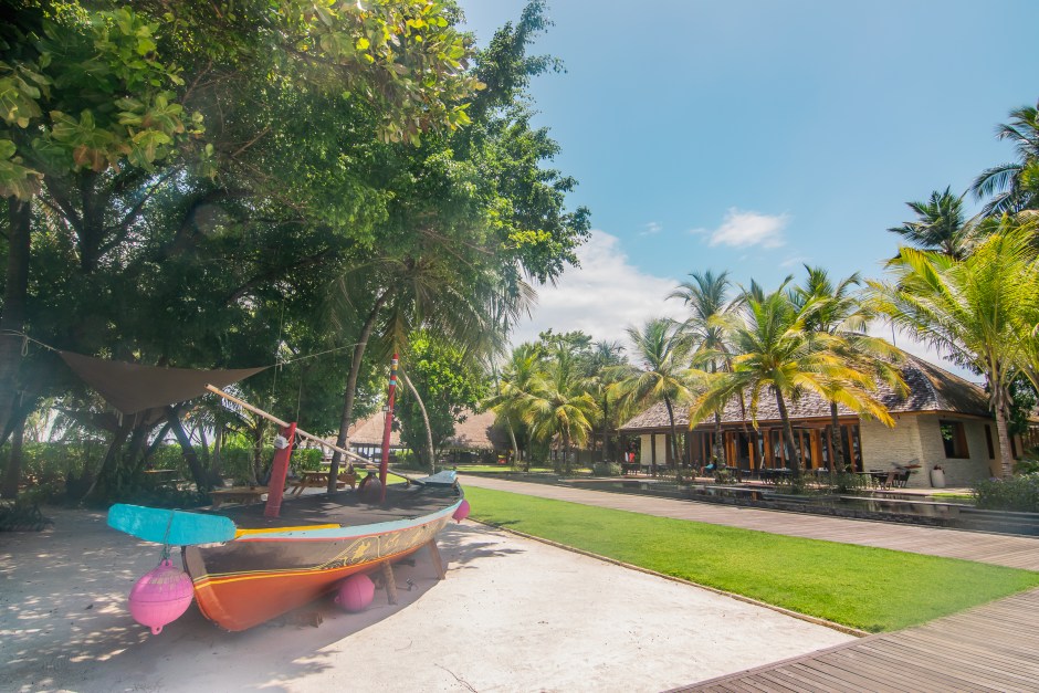 W Maldives Restaurant